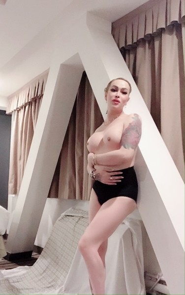 Mega cock hot body TS strokes her cock Montreal Ts Escorts Dating Website Revenue cock balls thrusting fertile pussy
