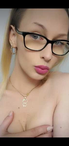 Thumbnail of Miss DeeDee’s photo gallery