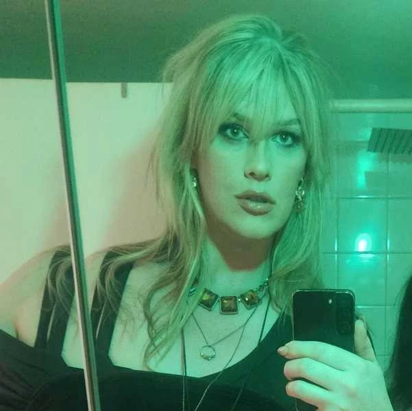 Photo 6 of Glamazon YVR