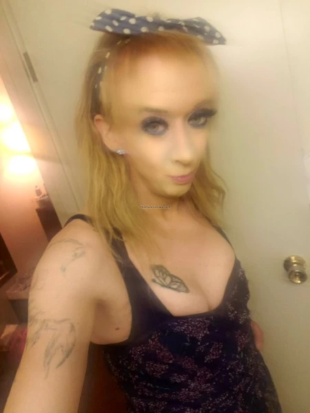 Thumbnail of Stefanie’s photo gallery