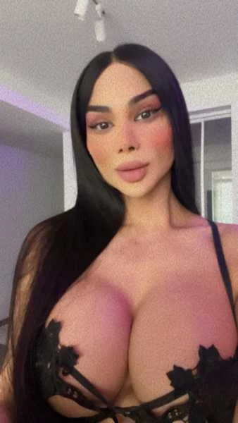 Thumbnail of Miss Sandra (438) 308-3250’s photo gallery