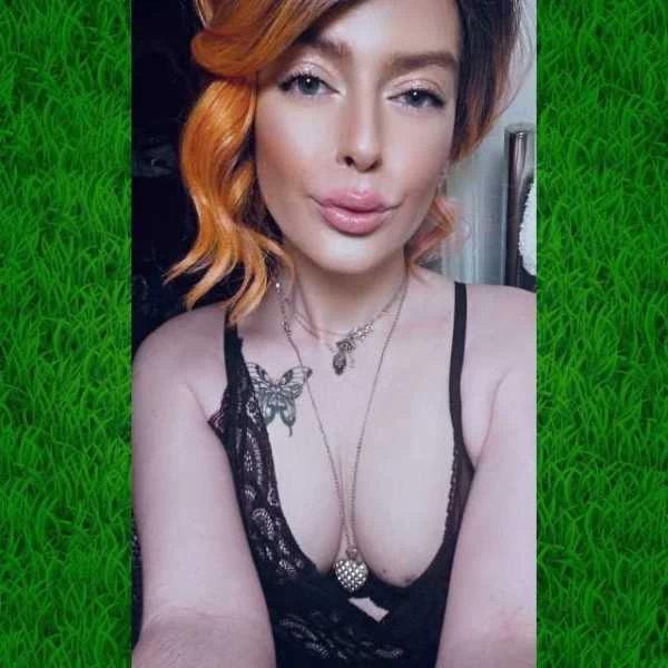 Thumbnail of Lilith’s photo gallery
