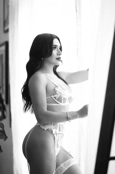 Thumbnail of Renylovexxx’s photo gallery